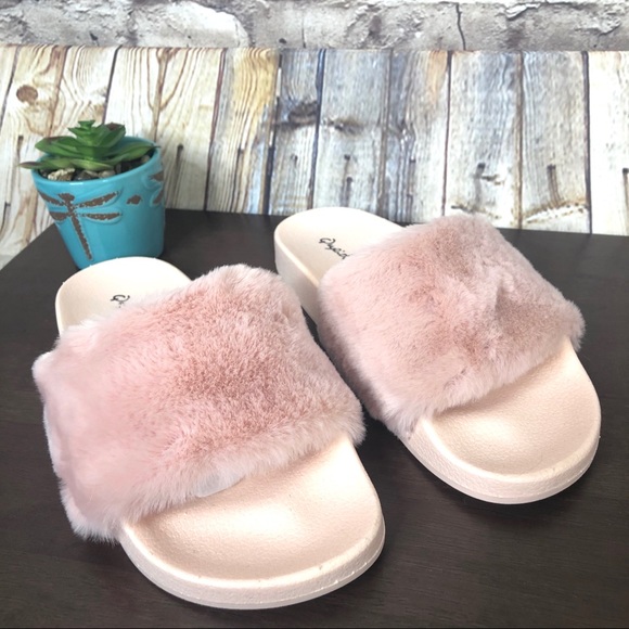 qupid fur slides